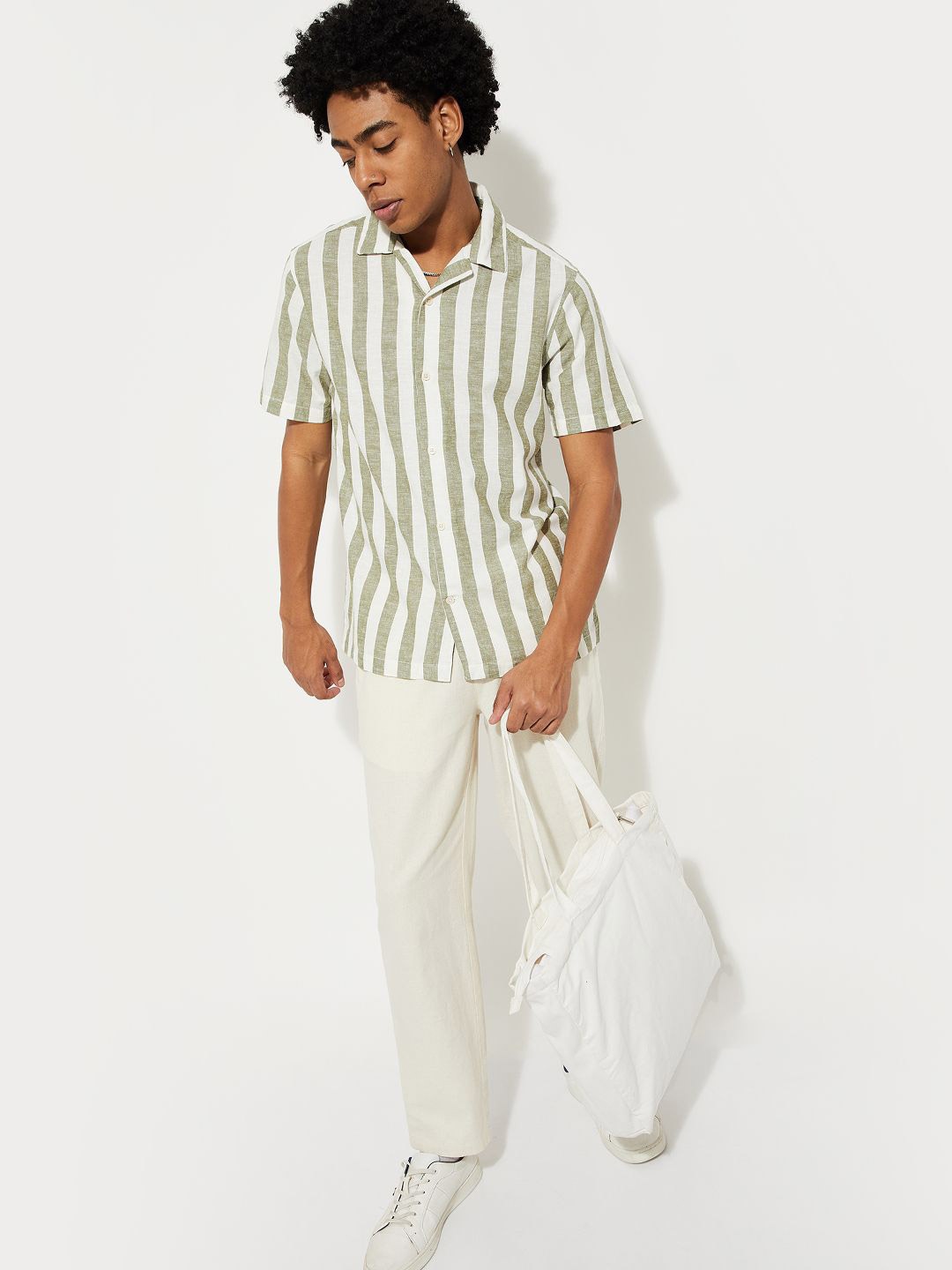 

max Men Cuban Collar Vertical Striped Cotton Linen Casual Shirt, Green