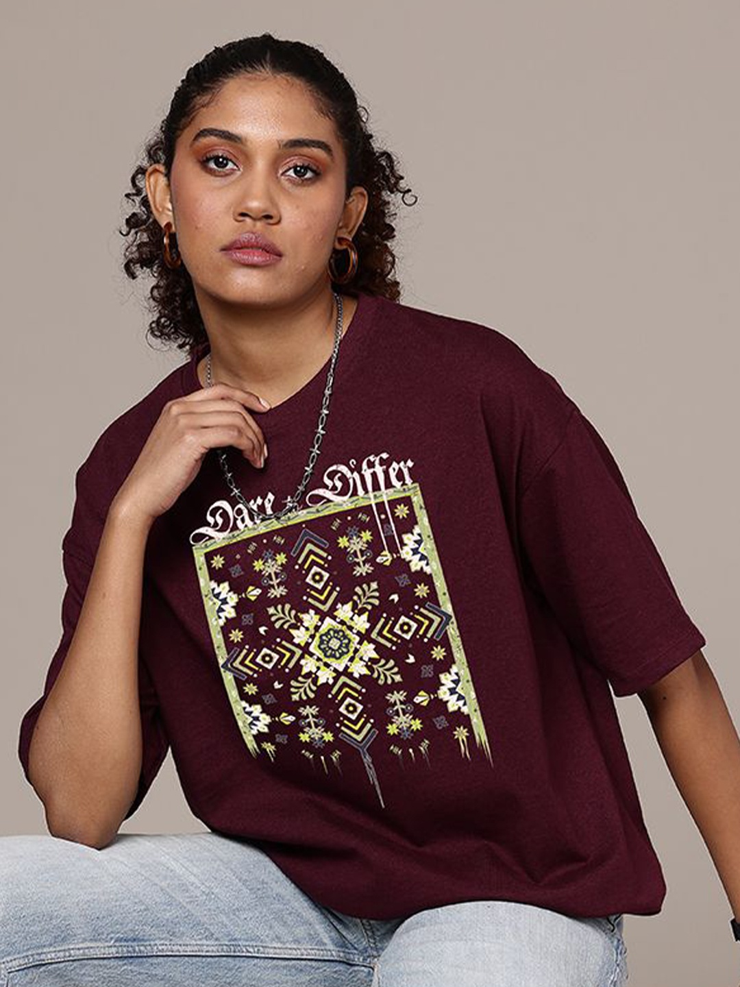 

The Roadster Lifestyle Co Graphic Printed Cotton Oversized Fit T-shirt, Burgundy