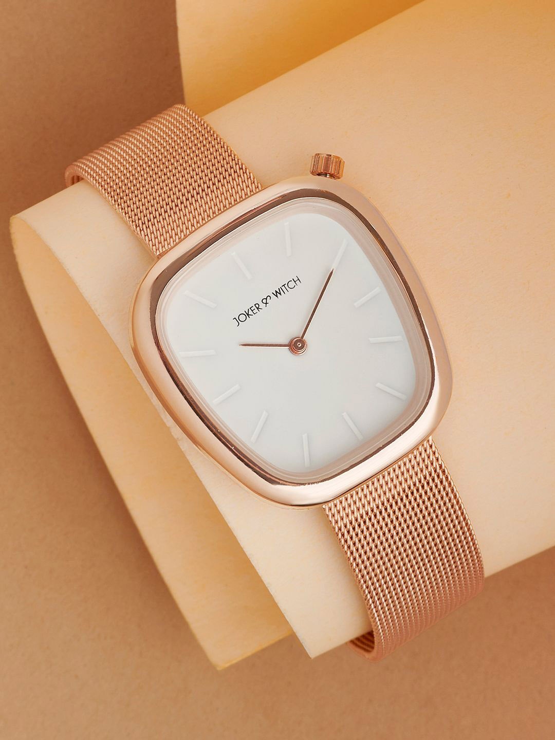 

JOKER & WITCH Women Dial & Stainless Steel Bracelet Style Straps Analogue Watch AMWW900, Rose gold