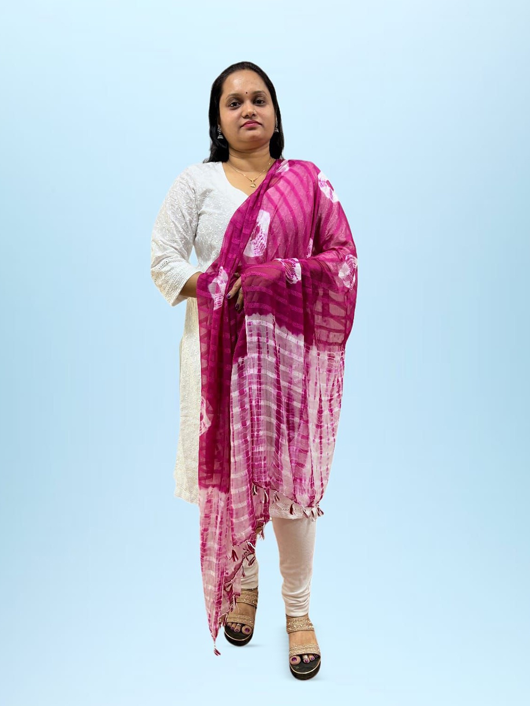 

BOMBAY BUTA Bandhani Dyed Dupatta, Pink