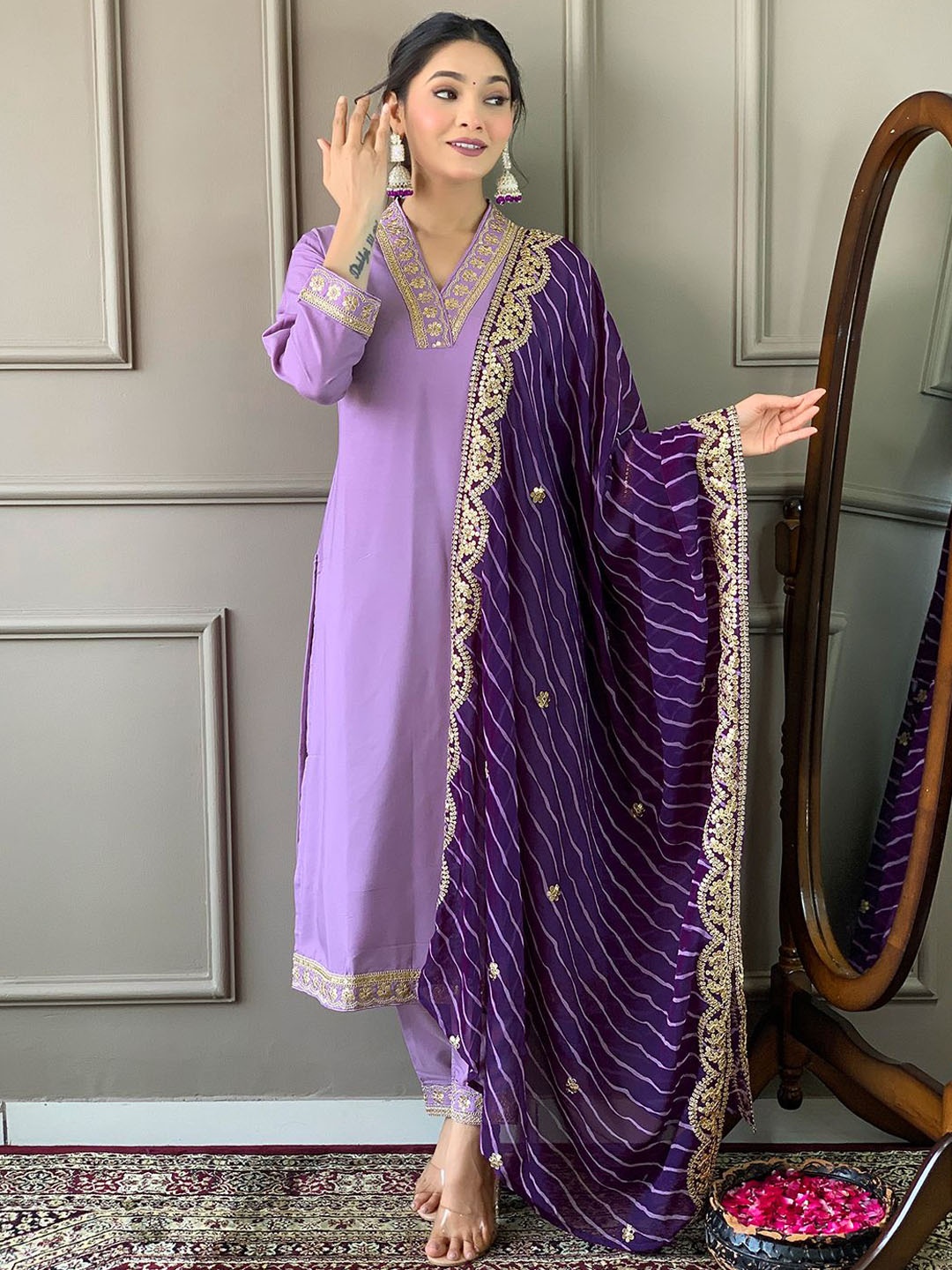 

Kurti Culture Women Floral Embroidered Regular Kurta with Trousers & With Dupatta, Purple