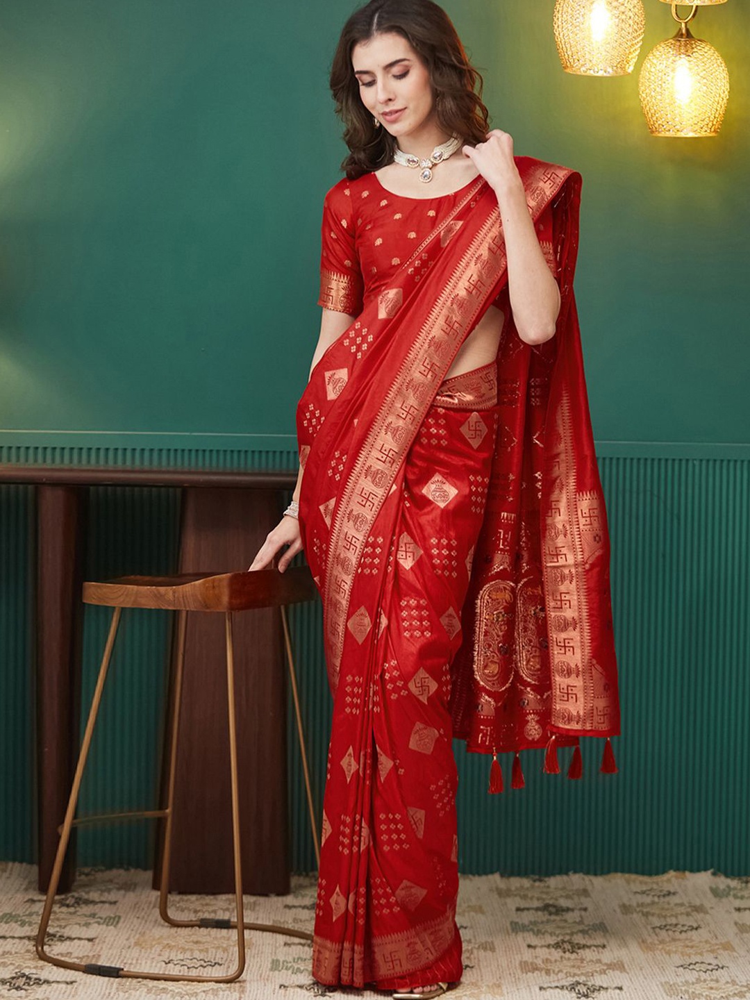 

Satrani Woven Design Zari Pure Silk Banarasi Saree, Red