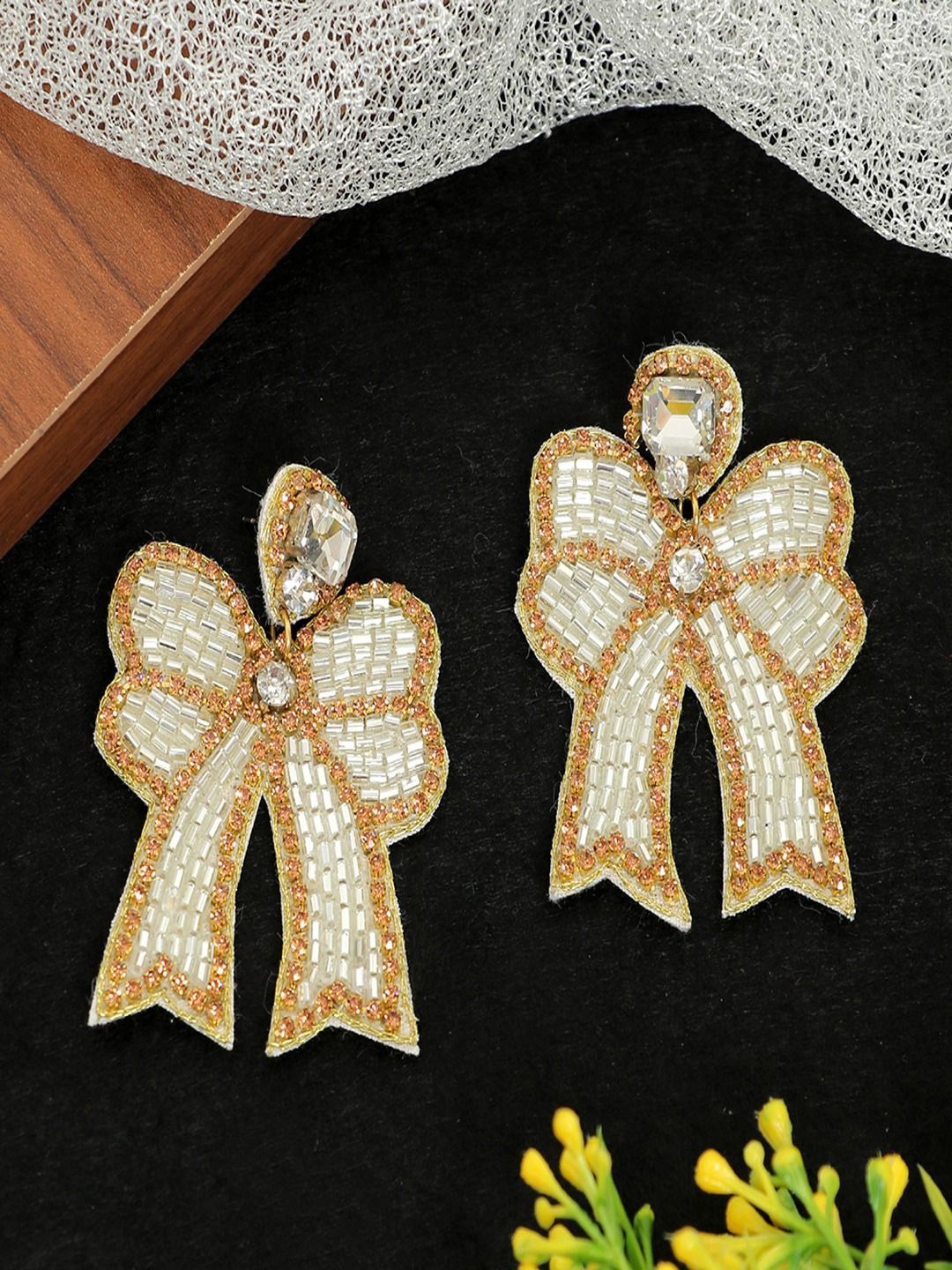 

DressBerry Cream Gold-Plated Artificial Stones Studded Contemporary Drop Earrings
