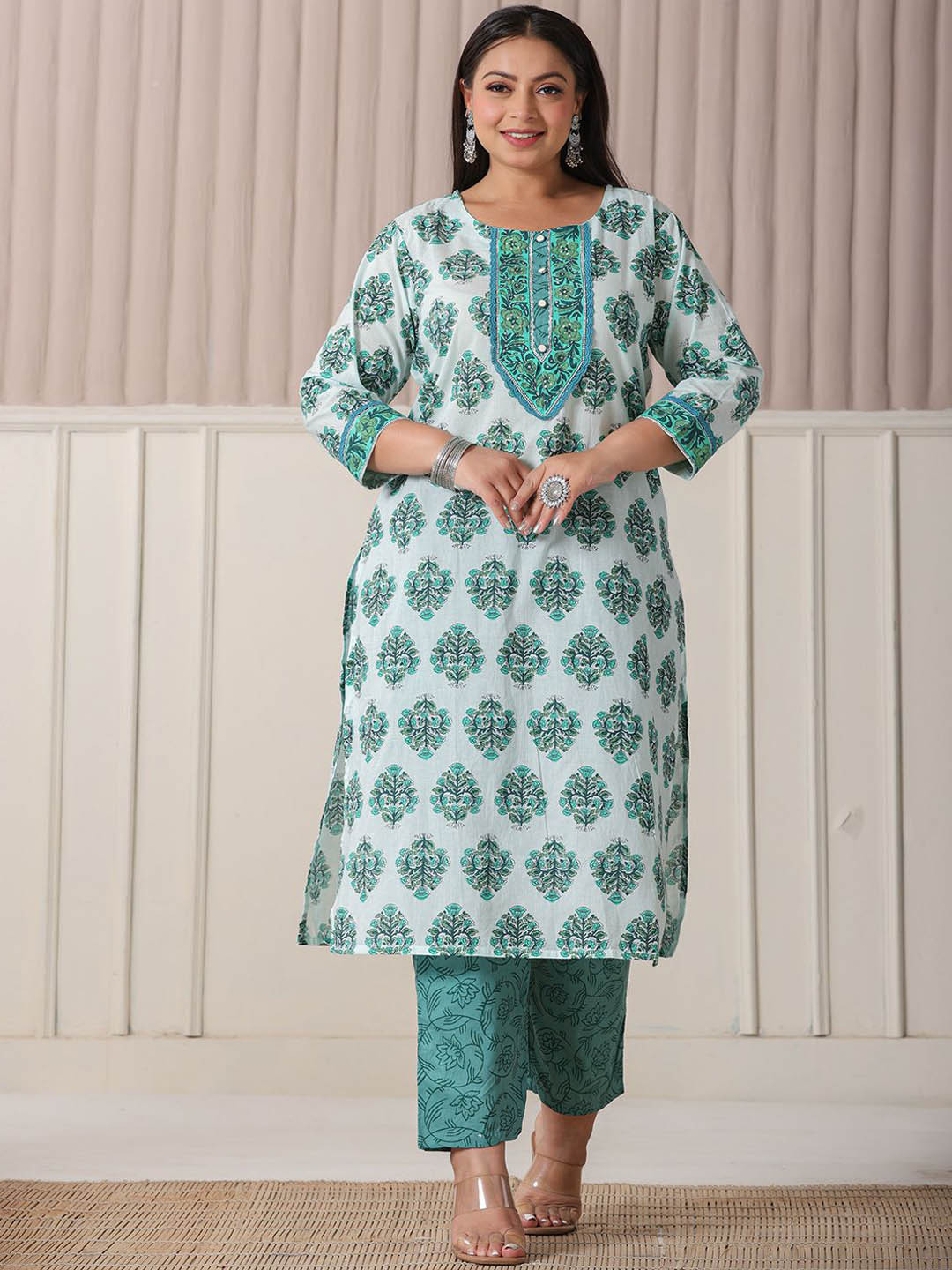 

Yufta Plus Size Floral Printed Pure Cotton Straight Kurta With Trousers & Dupatta, Sea green