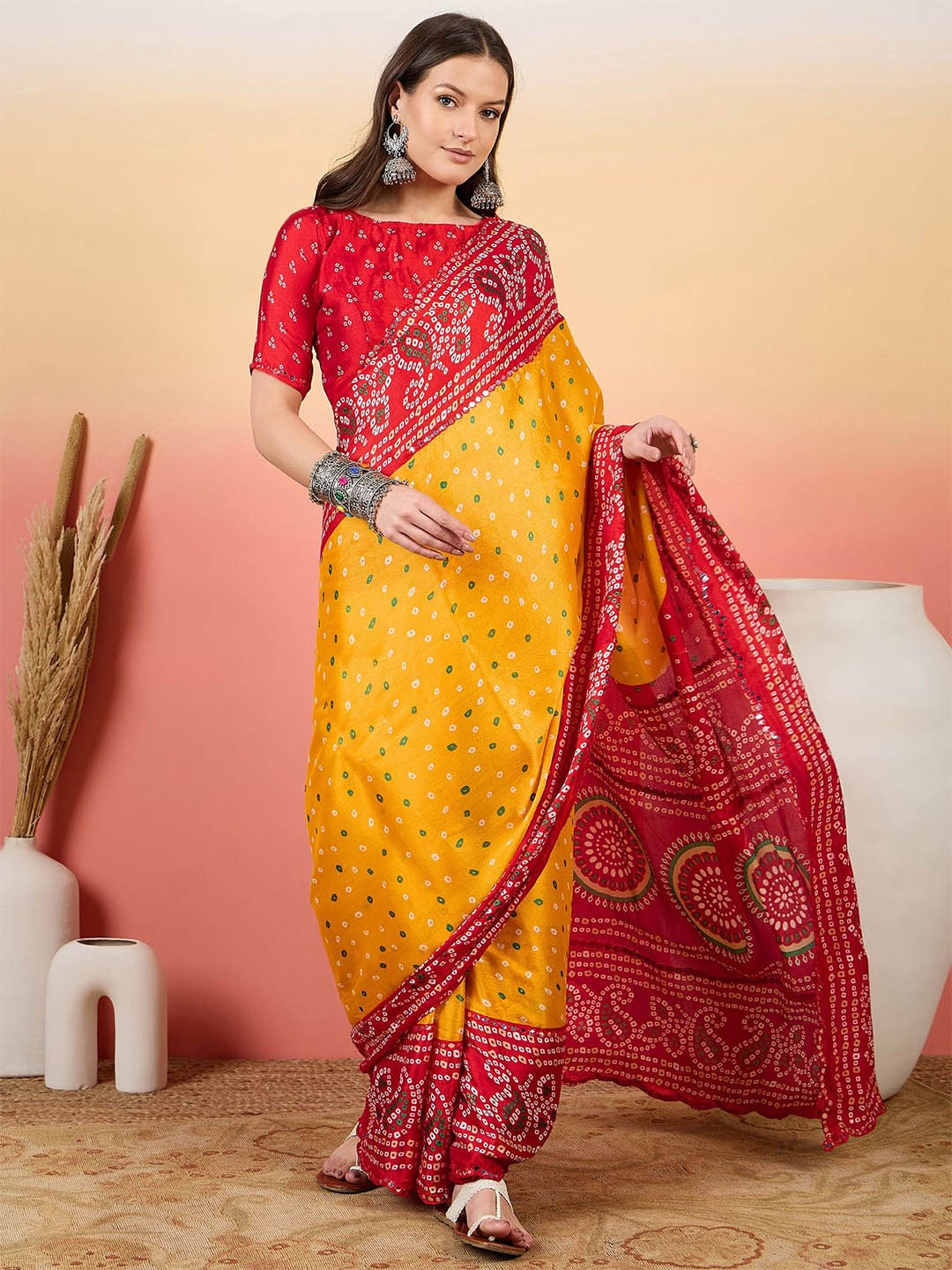 

Sangria Bandhani Saree With Blouse, Red