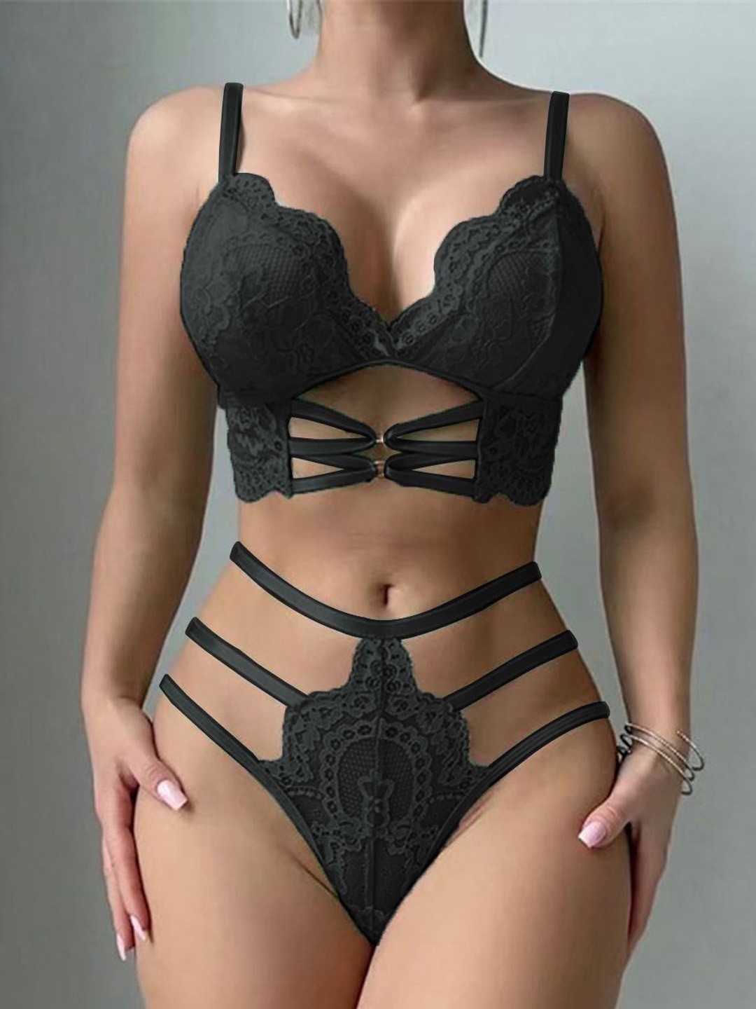 

VAGHBHATT Lace Cut-Out Detailed Baby Doll, Black