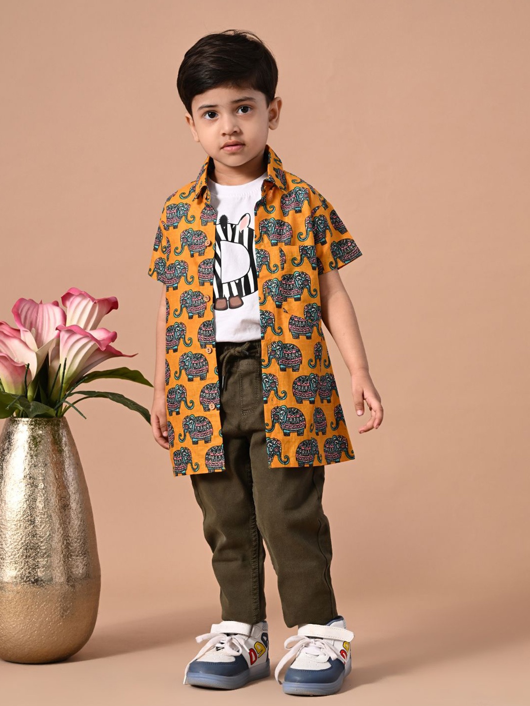 

MoMaa Boys Comfort Fit Spread Collar Conversational Printed Cotton Casual Shirt, Mustard