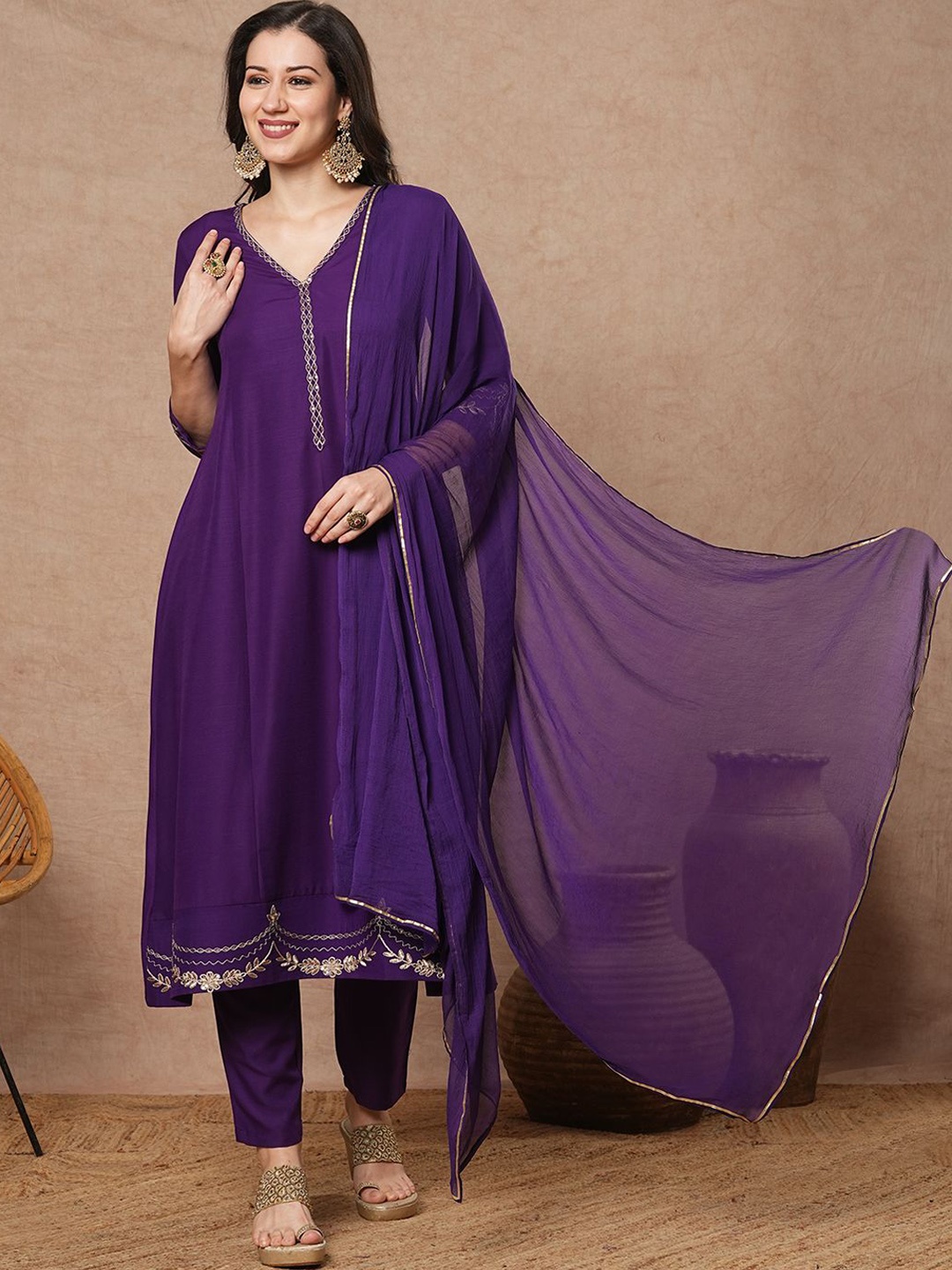

DIVASTRI Women Regular Kurta with Trousers & With Dupatta, Purple