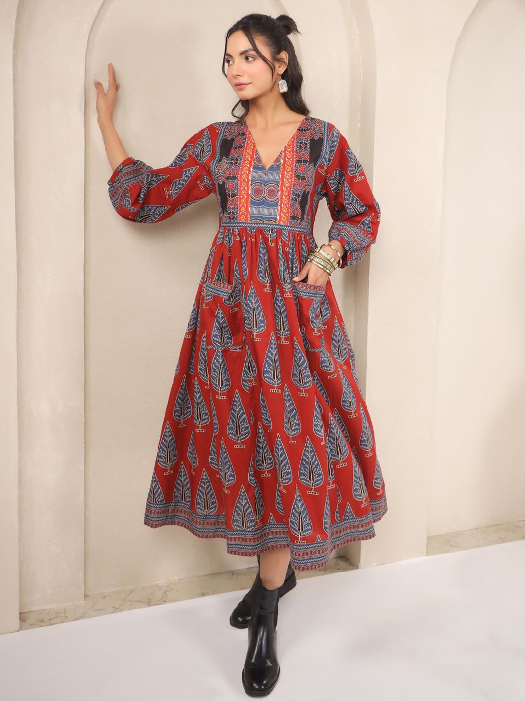 

Jaipur Morni Women Ethnic Motifs Print Fit & Flare Dress, Red