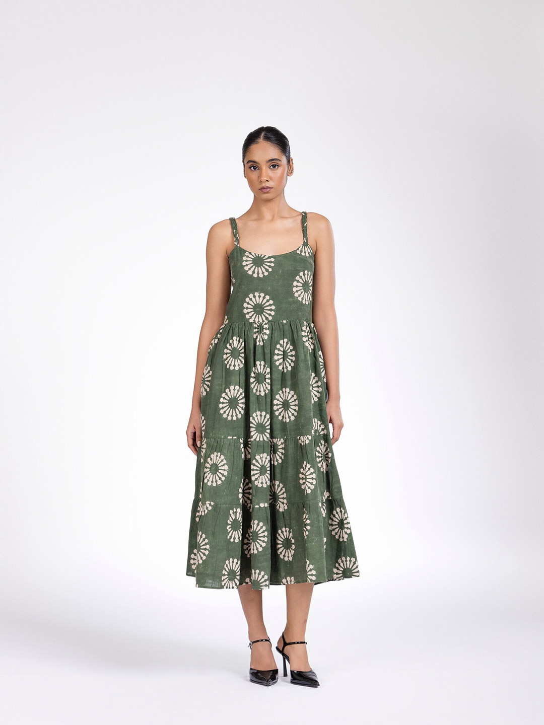 

Past Modern Ethnic Motifs Print Empire Midi Dress, Green