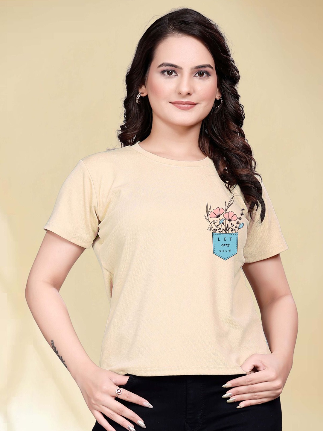 

Moda Rapido Women Printed Round Neck Tshirt, Cream