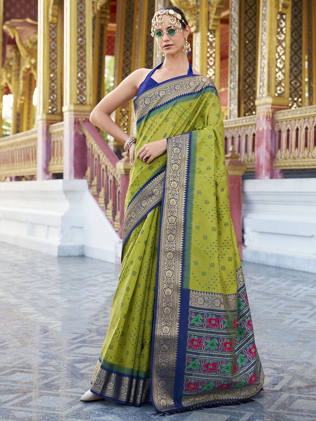 

Satrani Bandhani Printed Patola Saree, Green