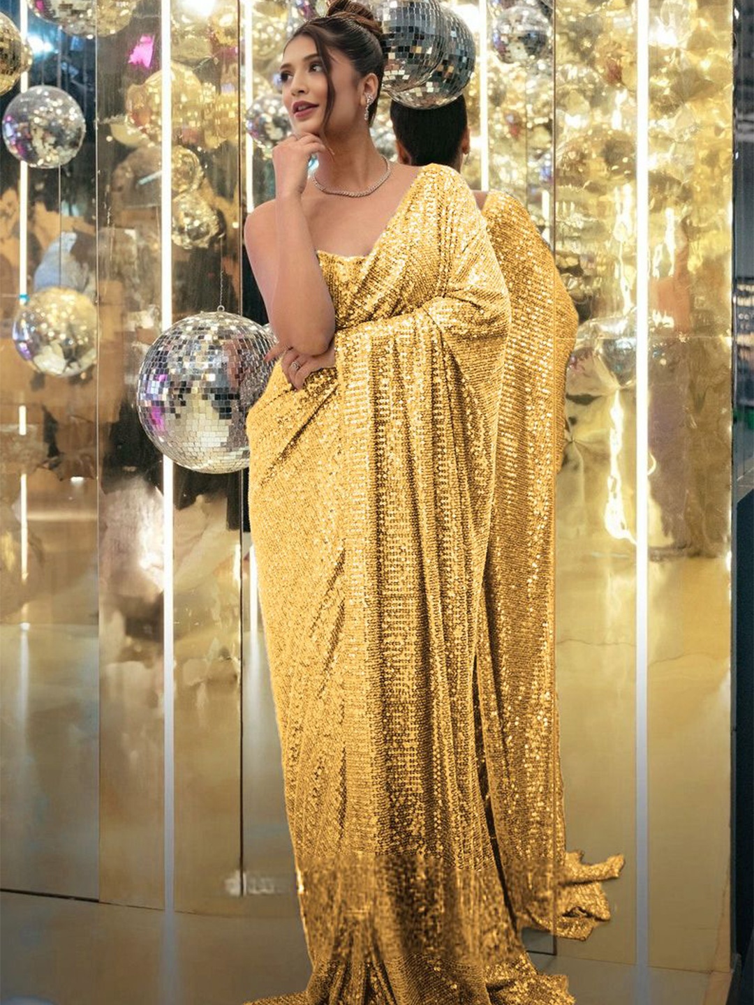 

ANJANI TEXTILE Embellished Sequinned Poly Georgette Heavy Work Saree, Gold