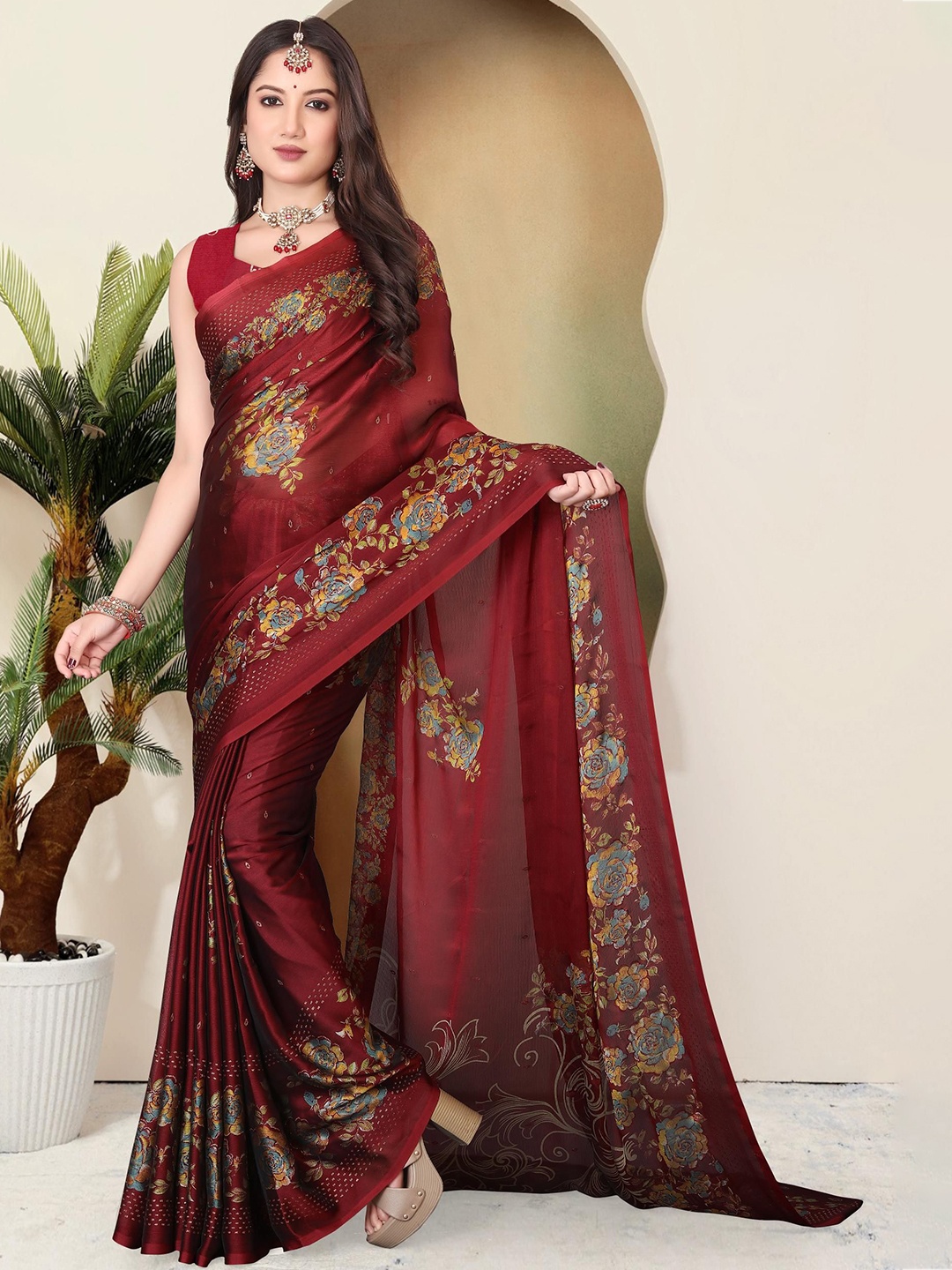 

MAGNEITTA Floral Printed Pure Chiffon Saree, Maroon
