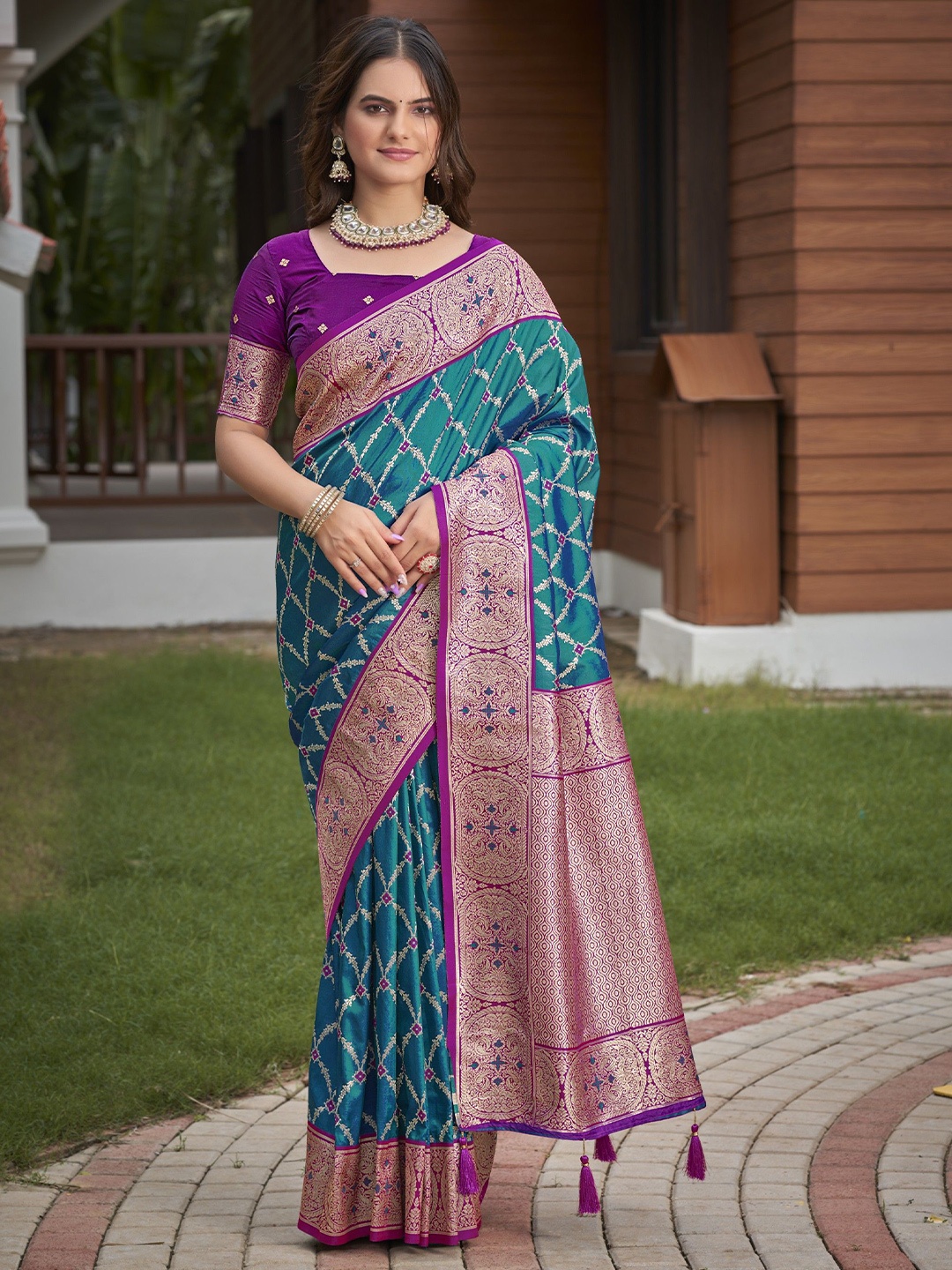 

SAREETHNIC Woven Design Zari Pure Silk Banarasi Saree, Blue