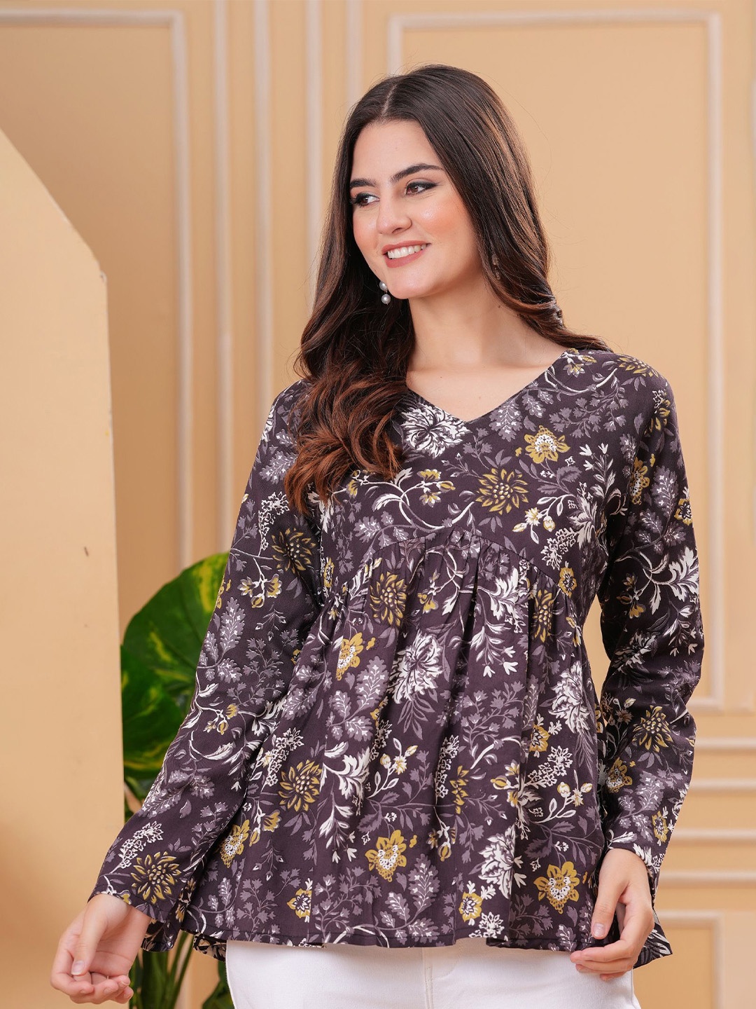 

Light Daisy Floral Print Top, Brown