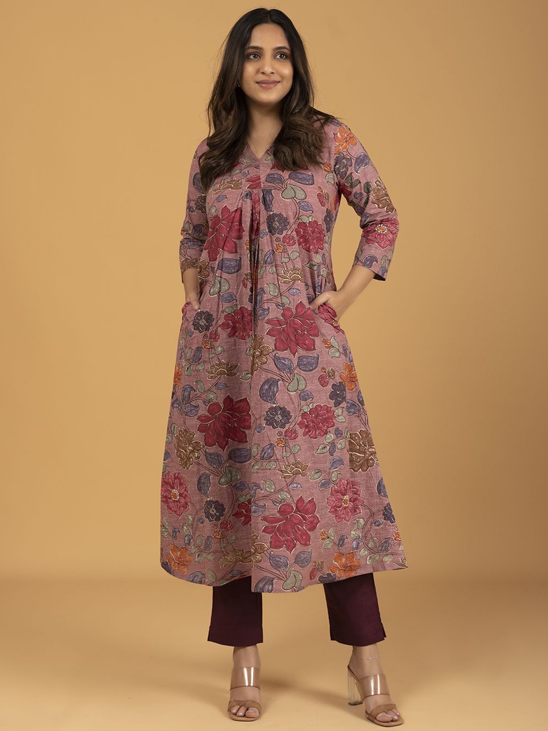 

SPARSA Floral Printed V-Neck Pure Cotton A-Line Kurta, Mauve