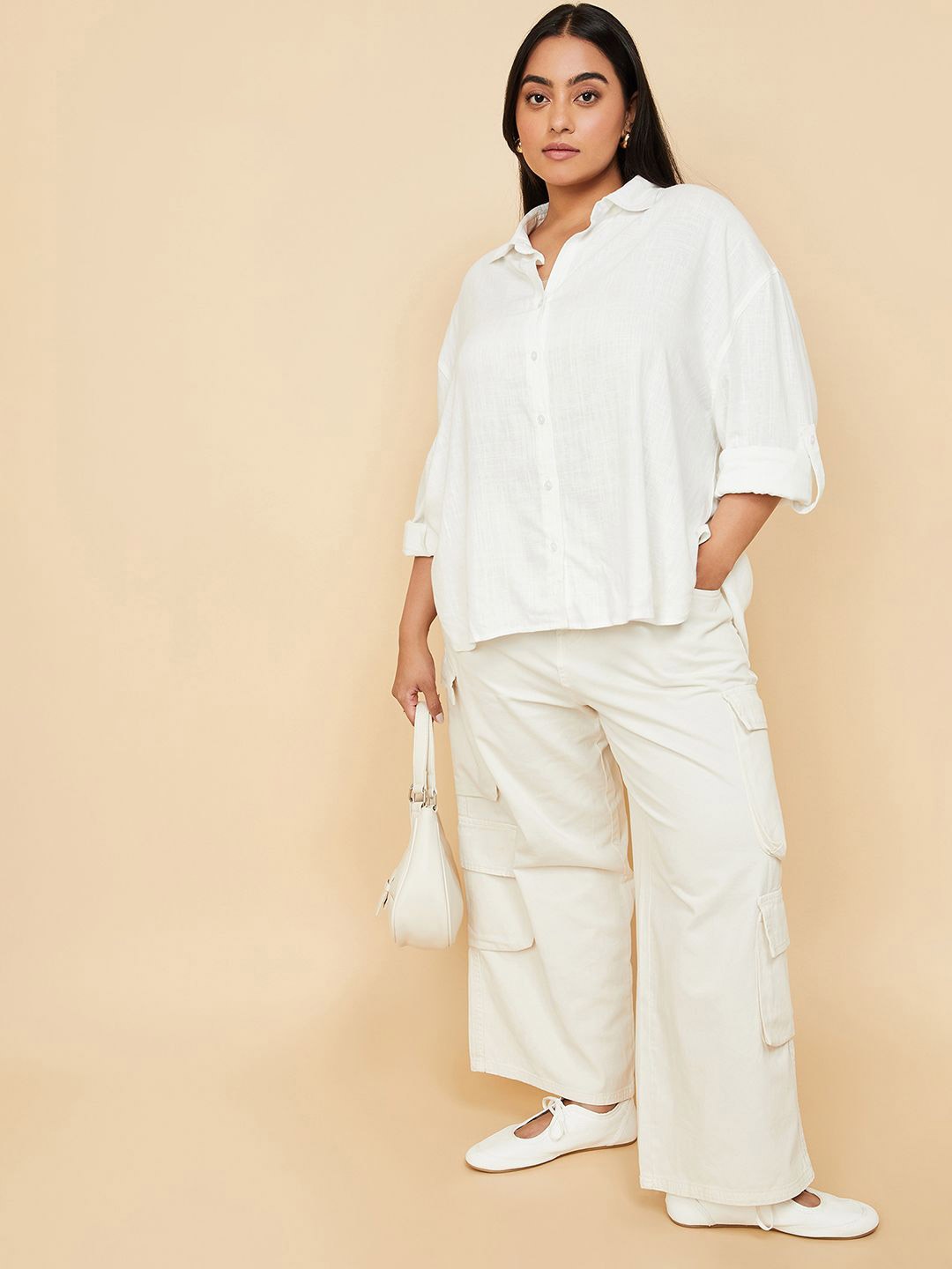 

max Women Plus Size Relaxed Fit Spread Collar Solid Casual Shirt, White