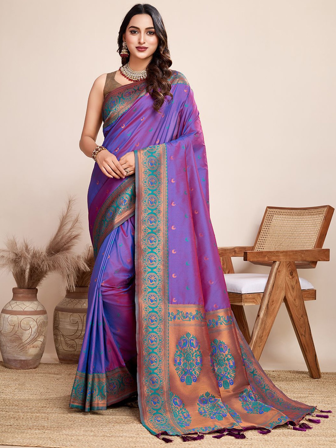 

VARNI FABRICS Woven Design Zari Saree, Violet