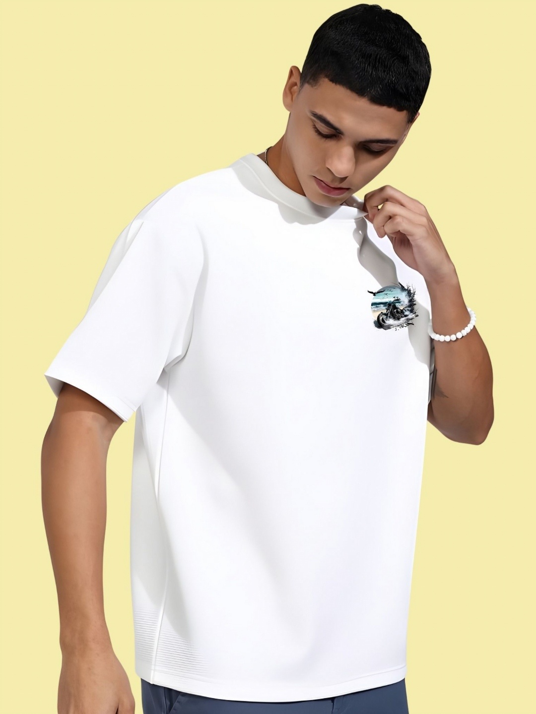 

THE BEETEL HOUSE Men Drop-Shoulder Sleeves T-shirt, White
