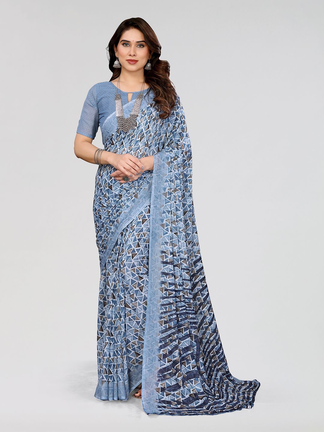 

Moda Rapido Geometric Printed Saree, Grey