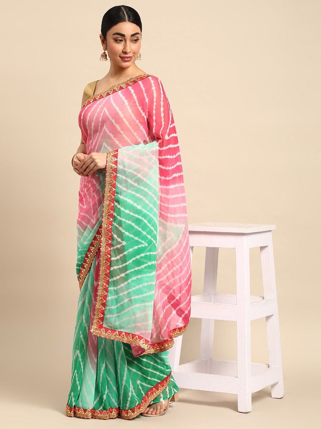 

DIVASTRI Leheriya Gotta Patti Poly Chiffon Leheriya Saree, Green