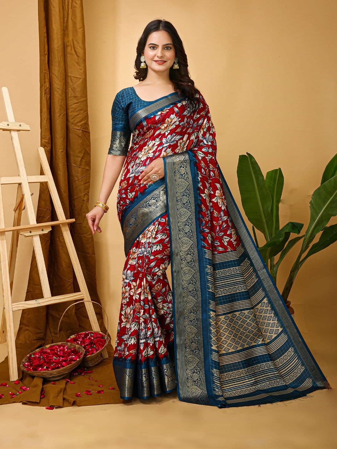 

KALINI Floral Zari Banarasi Saree, Red