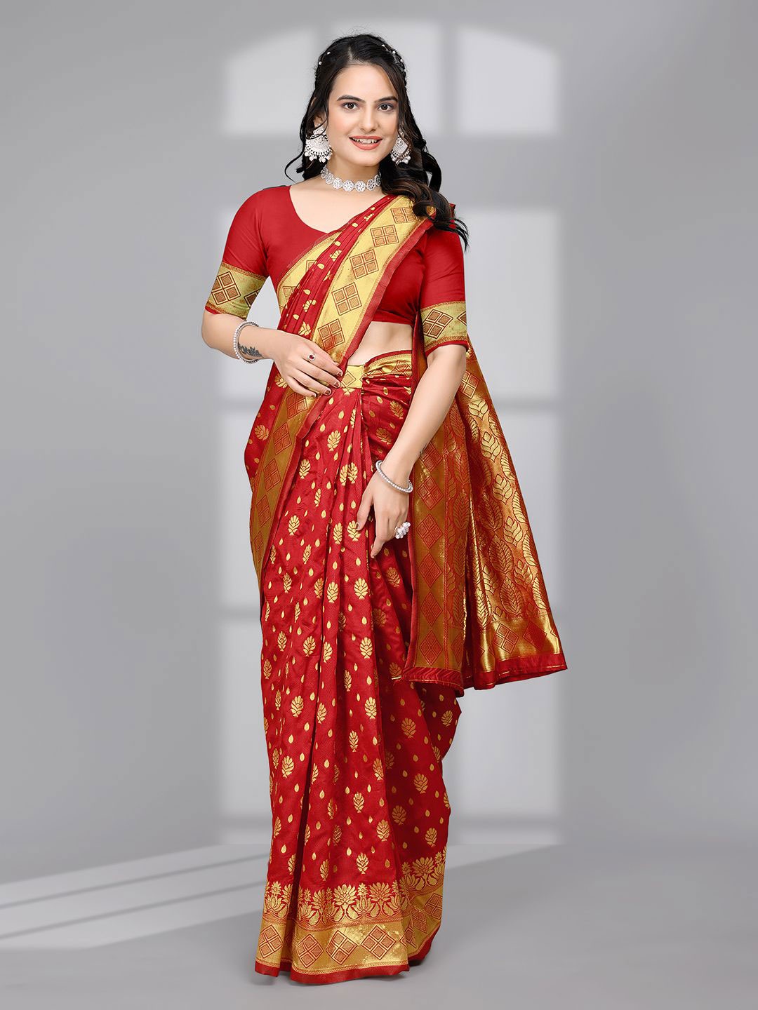 

Pionex Woven Design Zari Pure Silk Ready to Wear Banarasi Saree, Red