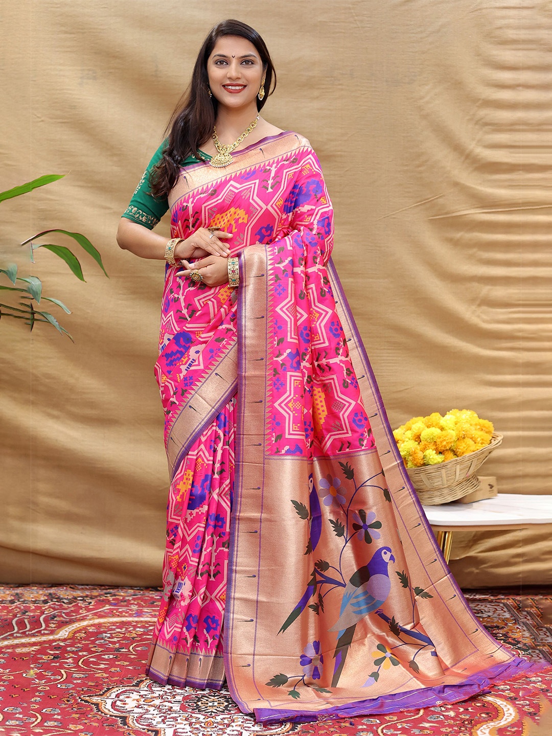 

Kandora Woven Design Zari Pure Silk Paithani Saree, Pink