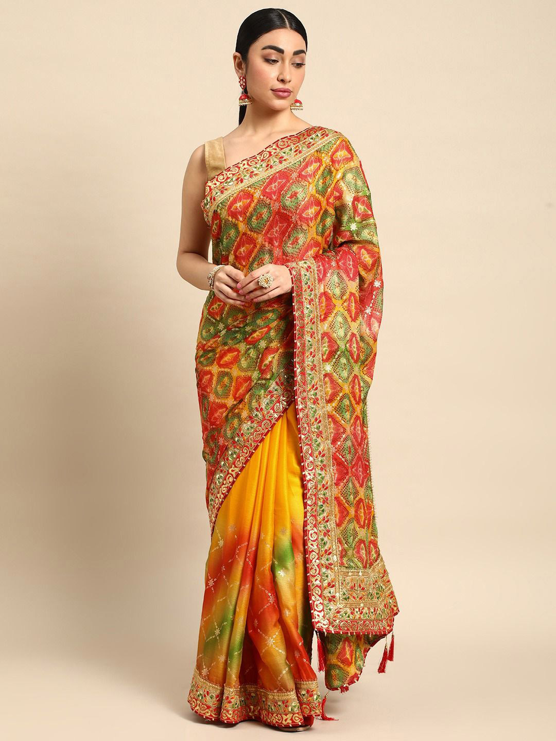 

DIVASTRI Bandhani Printed Gotta Patti Bandhani Saree, Yellow