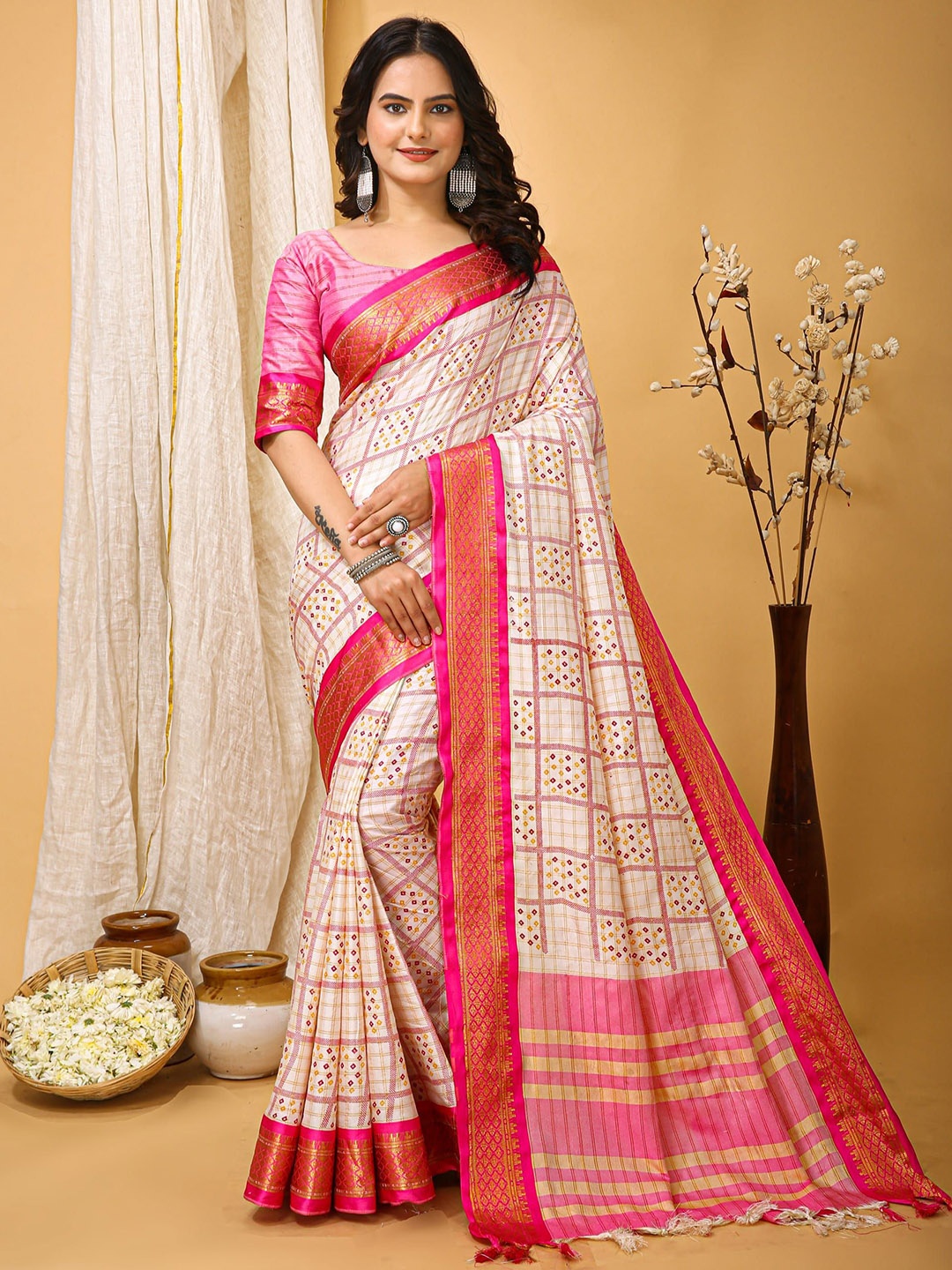 

KALINI Bandhani Zari Art Silk Banarasi Saree, White