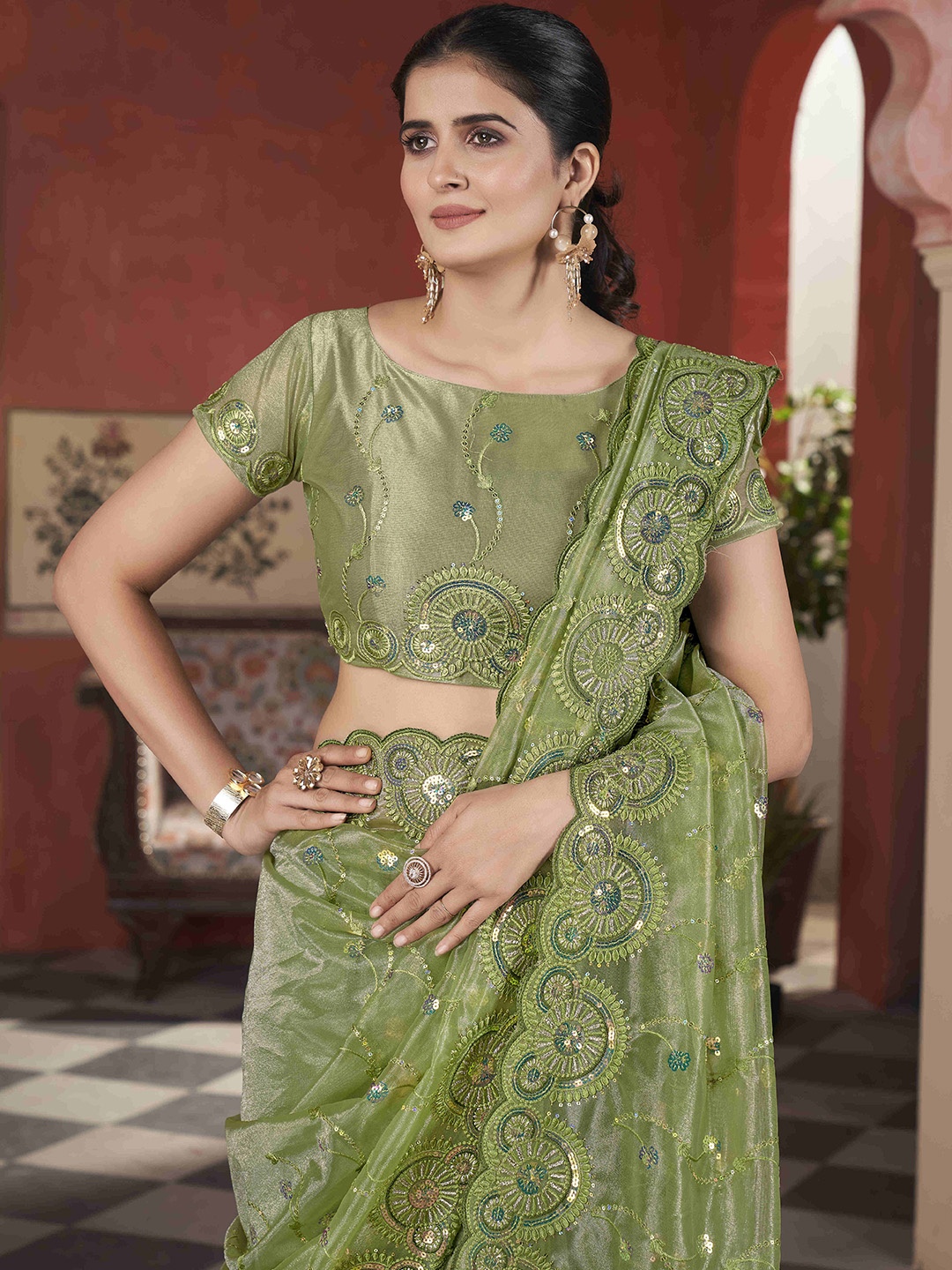 

Munir Sequinned Embellished Tissue Saree, Green