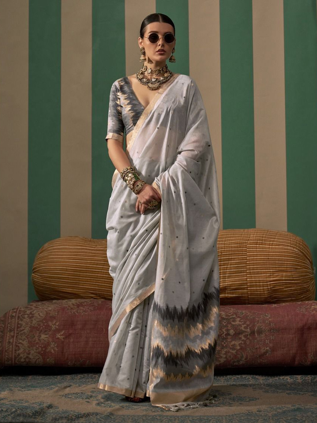 

Anouk Woven Design Zari Silk Blend Banarasi Saree, Grey