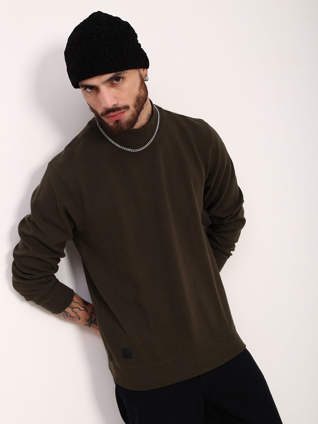 

SHOWOFF Men Round Neck Long Sleeves Pullover, Olive