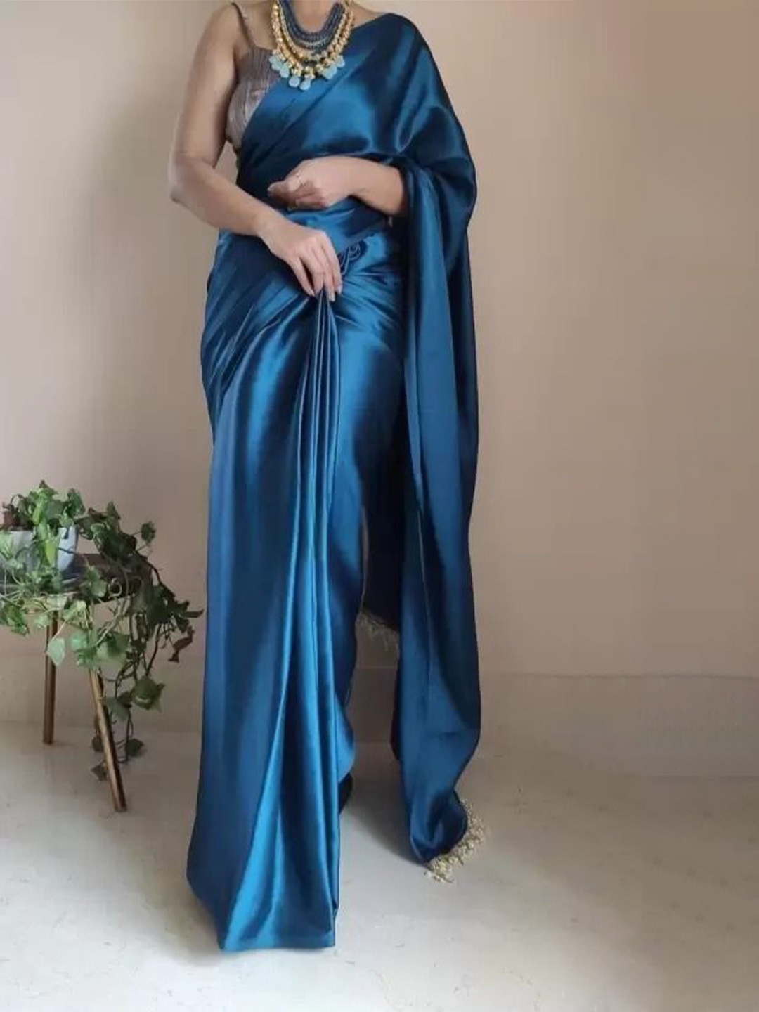 

SAADHVI Satin Saree, Blue