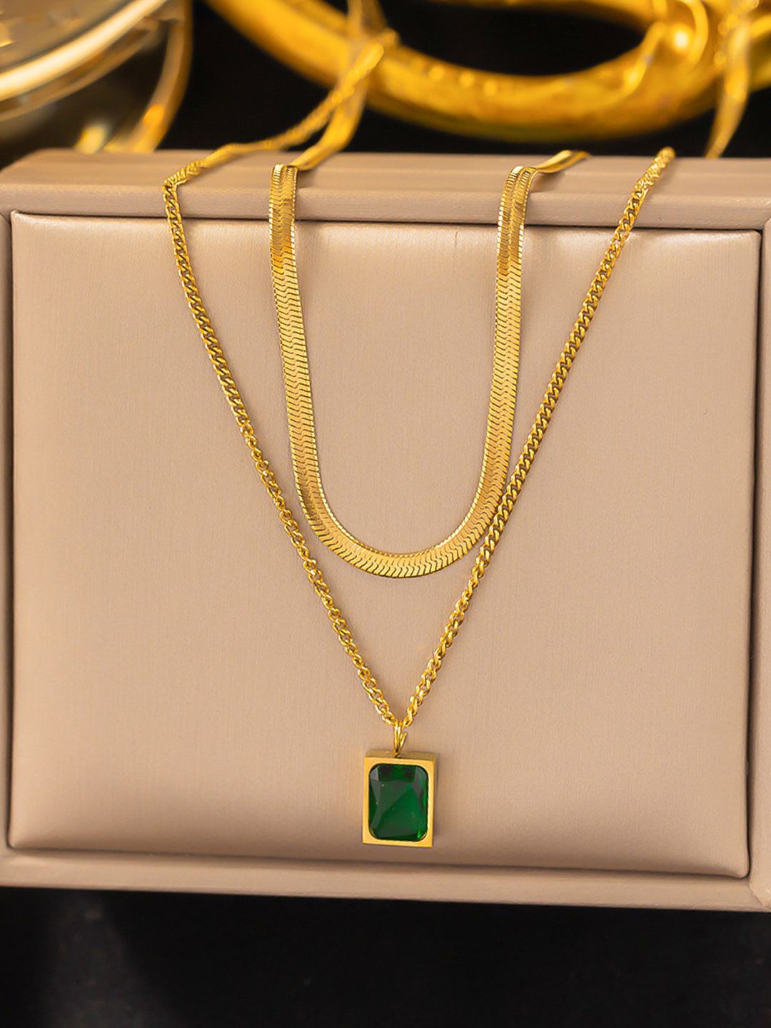 

Jewels Galaxy Gold-Plated Necklace