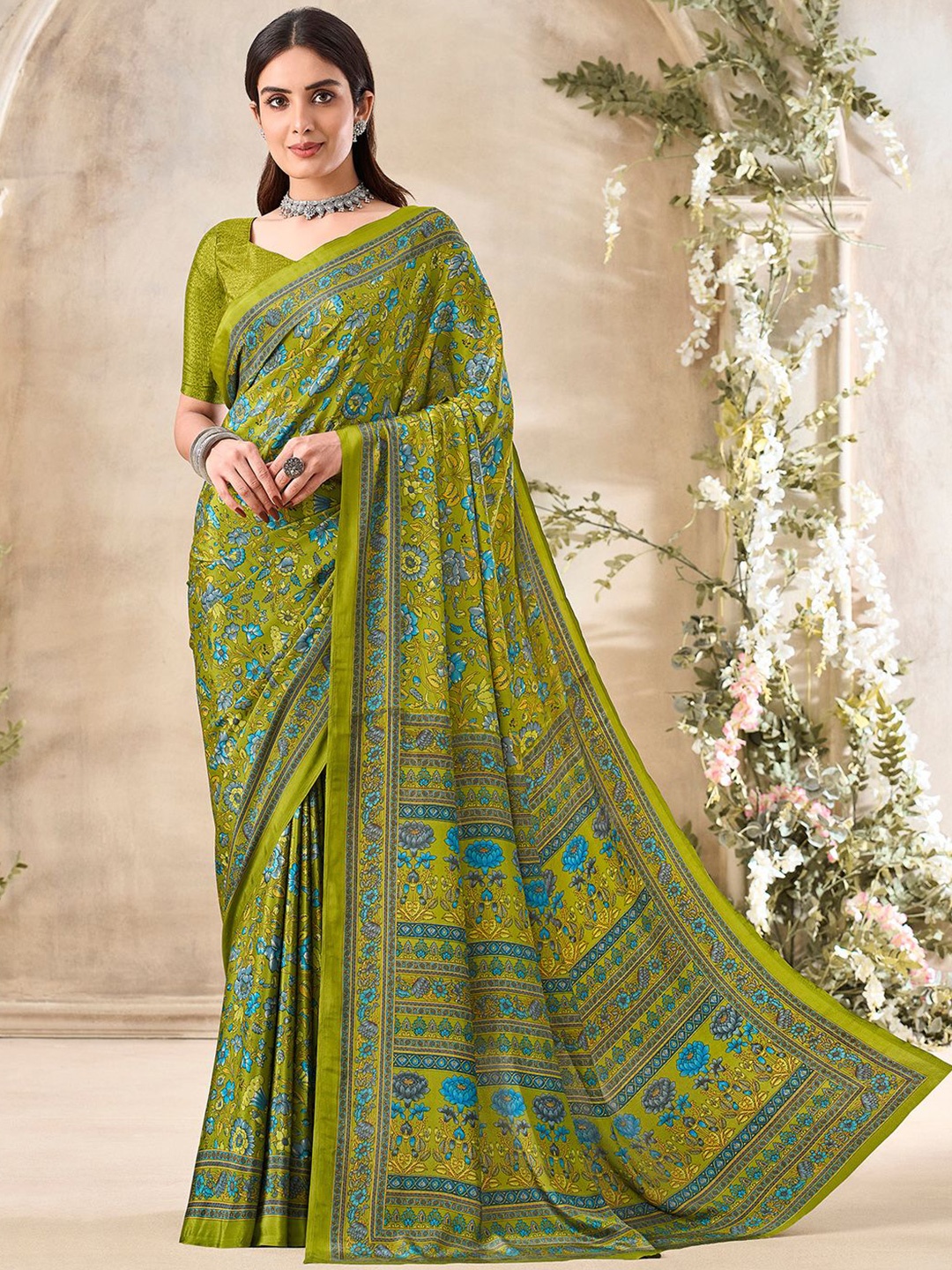 

Mitera Floral Saree, Green