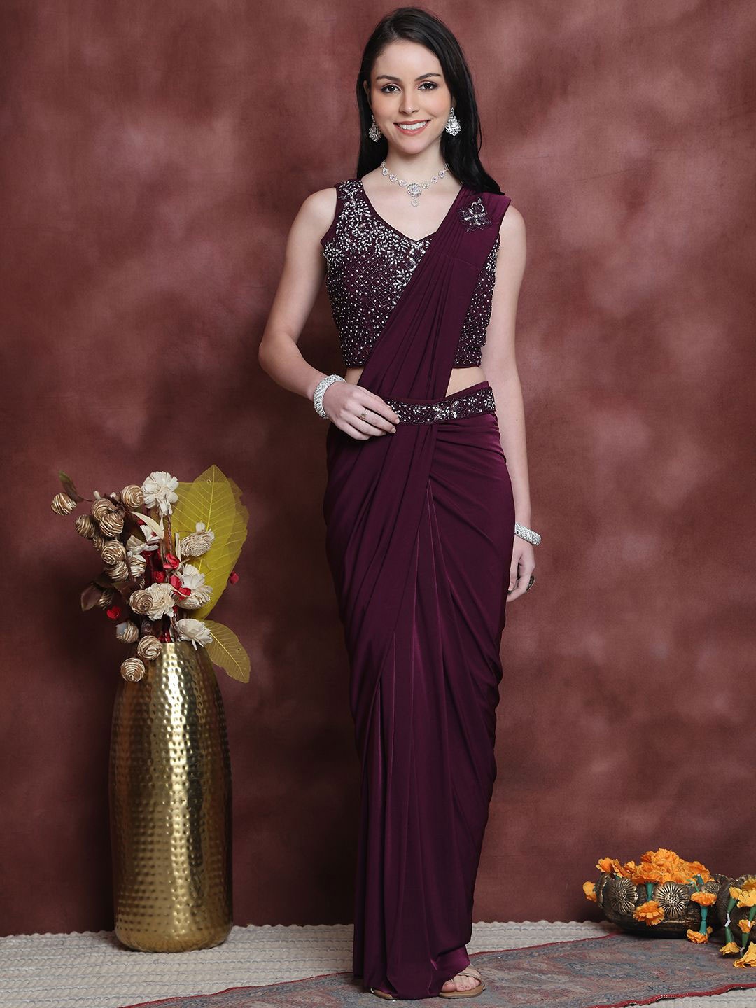 

Grancy Embroidered Ready to Wear Saree, Burgundy
