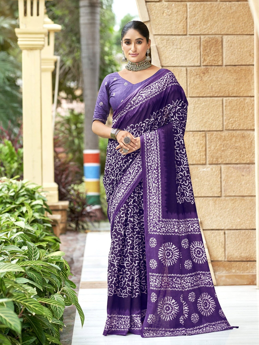 

RV CREATION Floral Pure Cotton Designer Bagru Saree, Purple