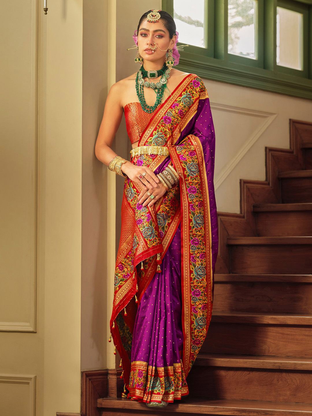 

Anouk Ethnic Motifs Woven Design Zari Banarasi Saree, Magenta