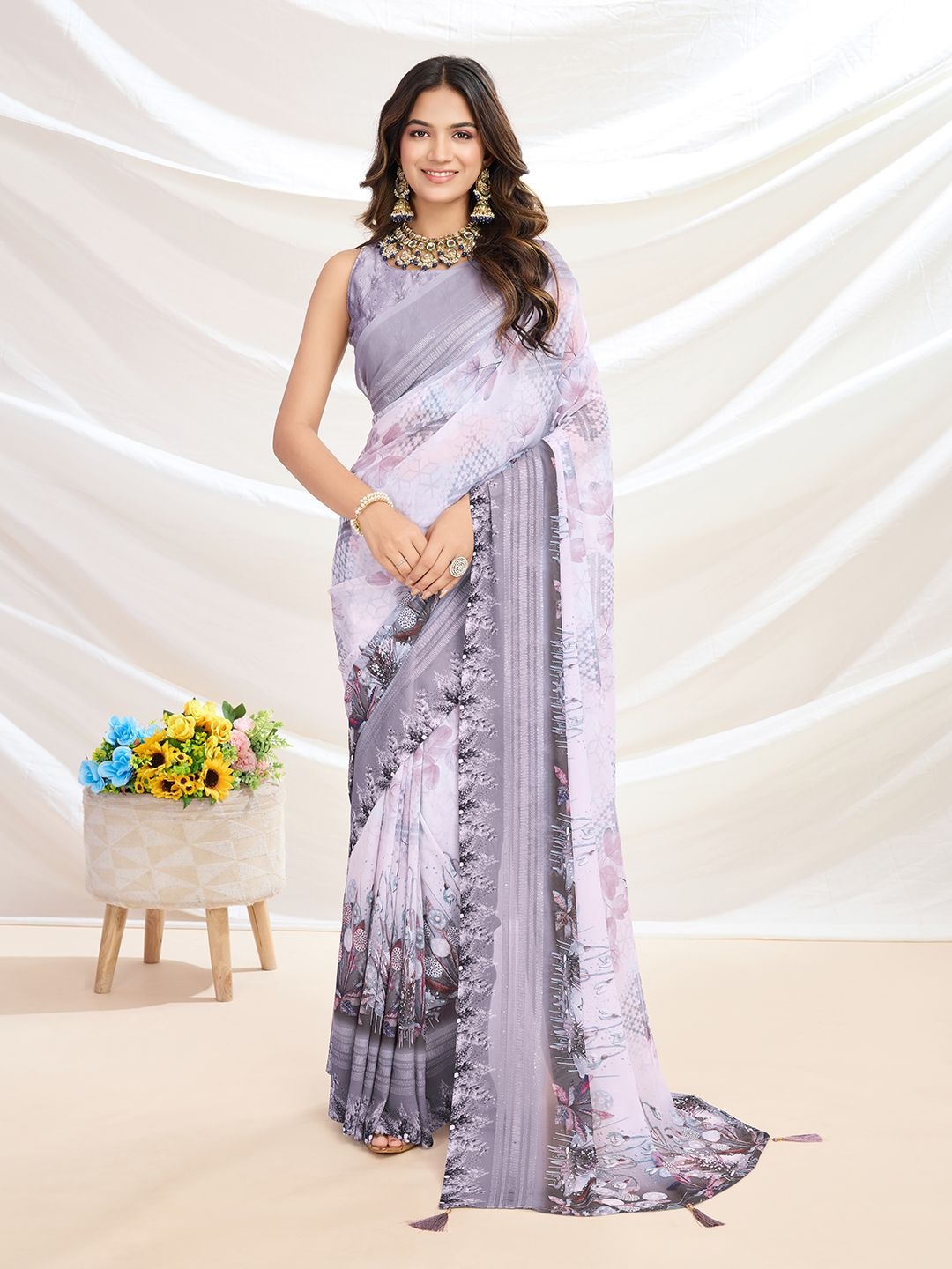 

Mitera Embroidered Pure Georgette Saree, Grey