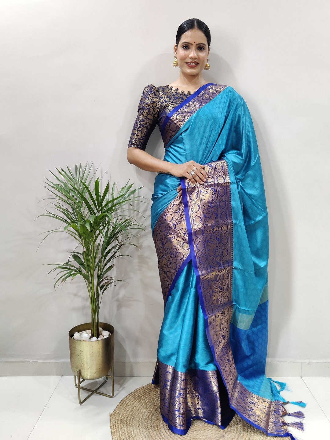 

A TO Z CART Woven Design Zari Pure Silk Banarasi Saree, Turquoise blue