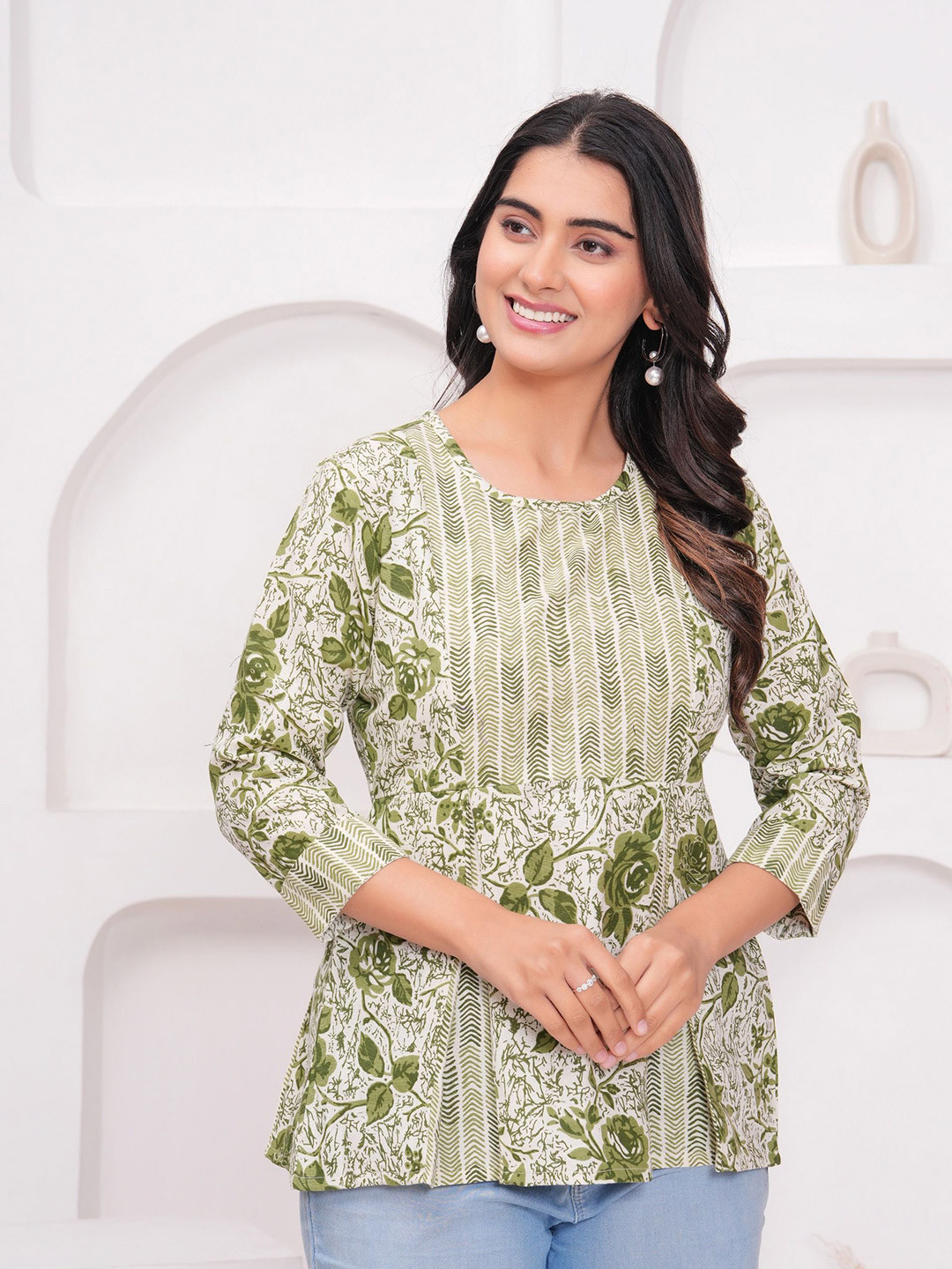 

kipek Women Floral Printed Cotton Top, Green