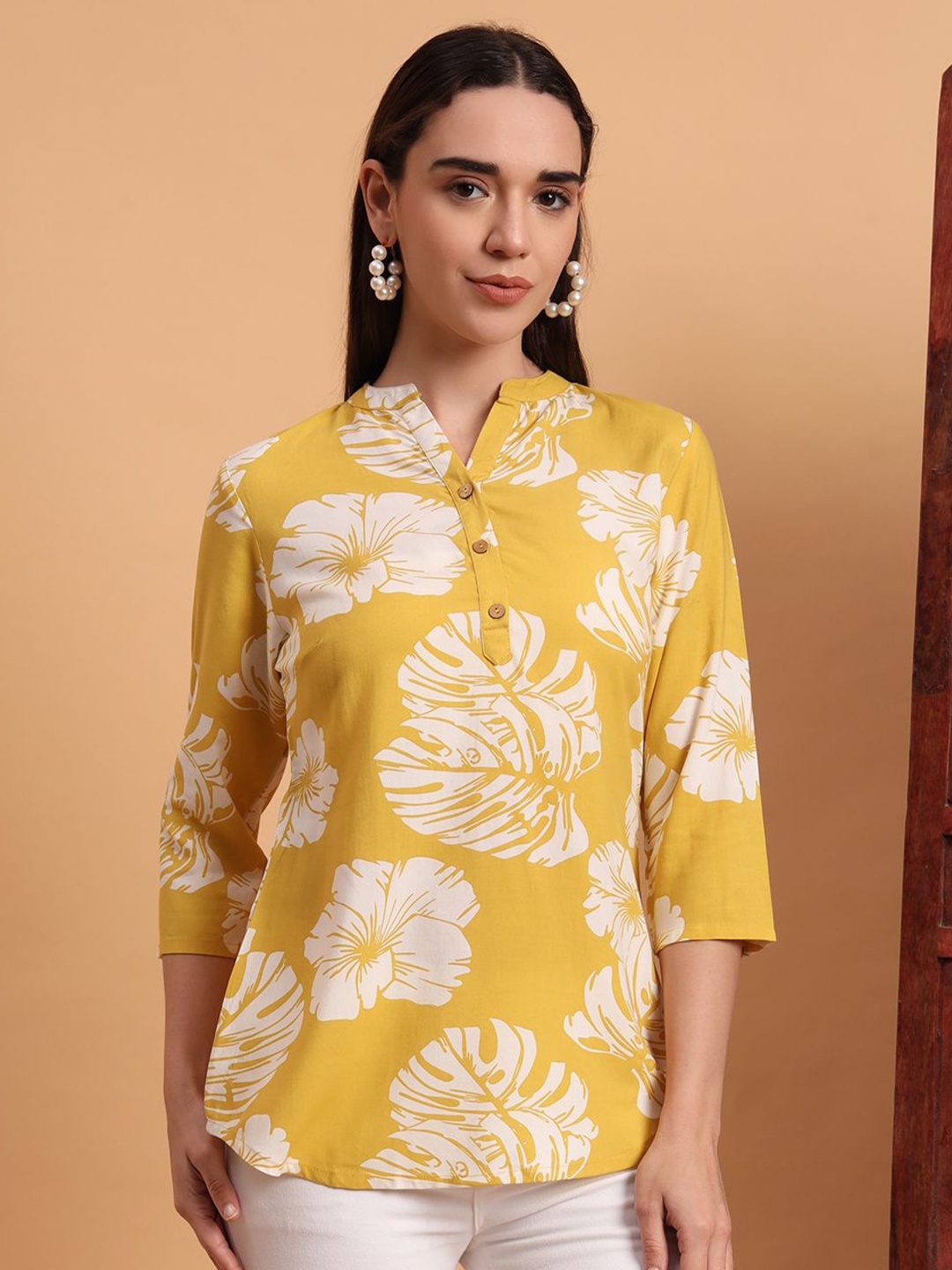 

Anouk Rustic Women Floral Printed Kurti, Yellow