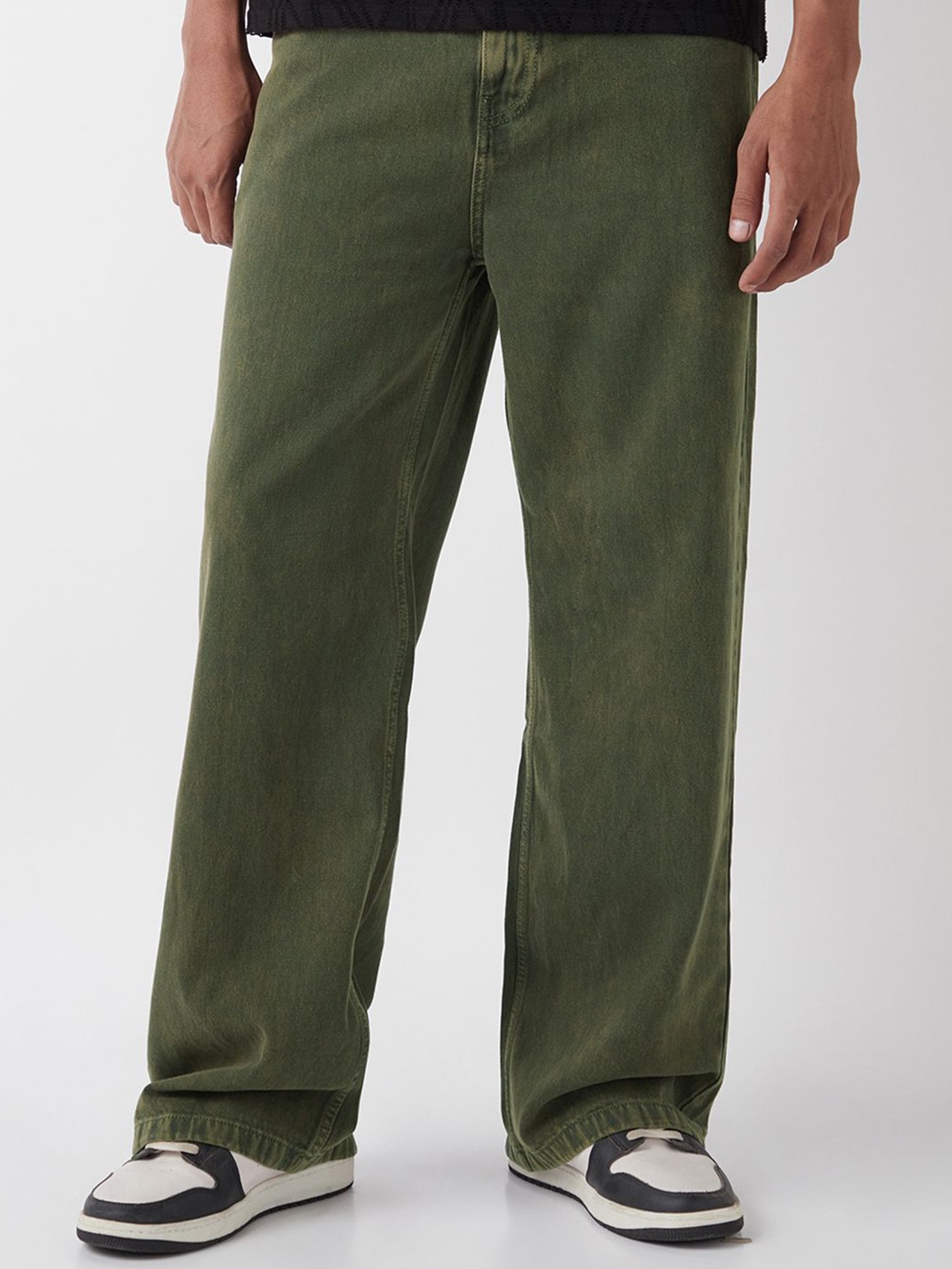 

Bewakoof Men Olive Green Wide Leg Acid Wash Jeans