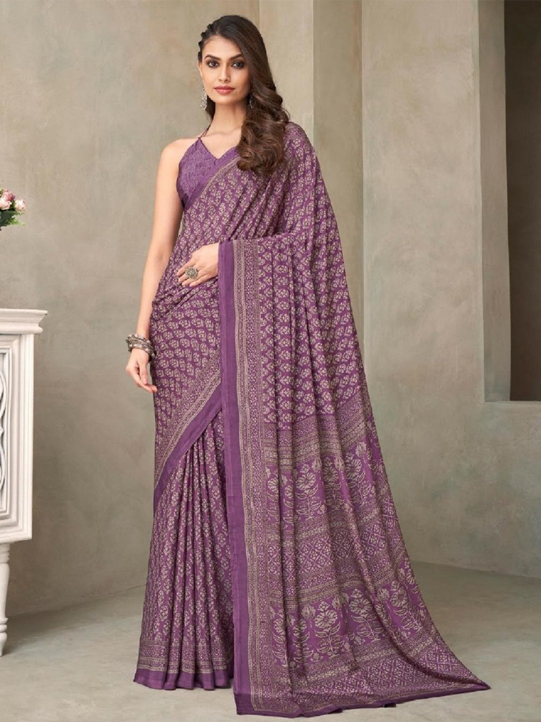

DURGA EMPORIO Floral Printed Pure Crepe Saree, Purple
