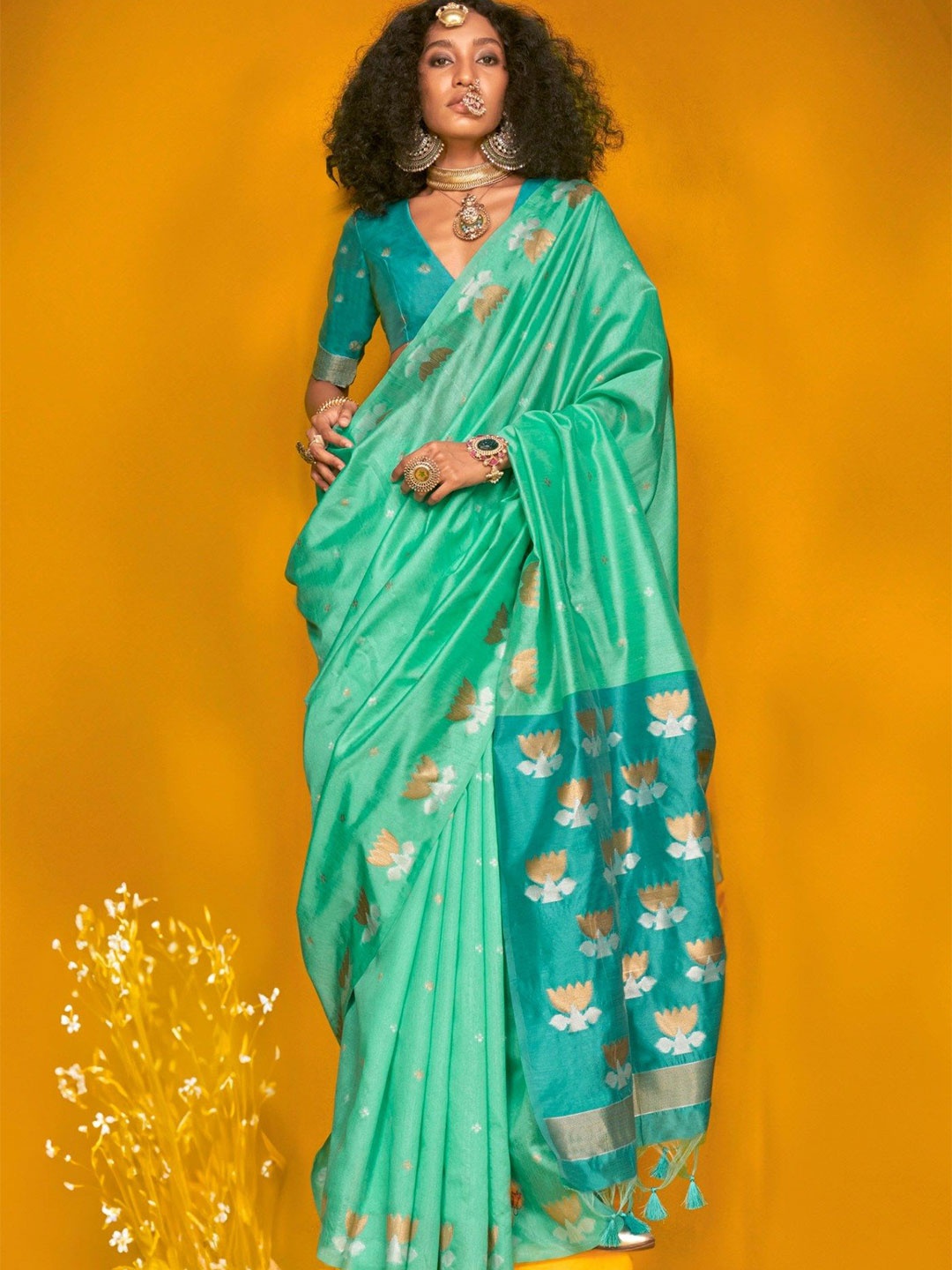 

MySilkLove Woven Design Tussar Saree, Green