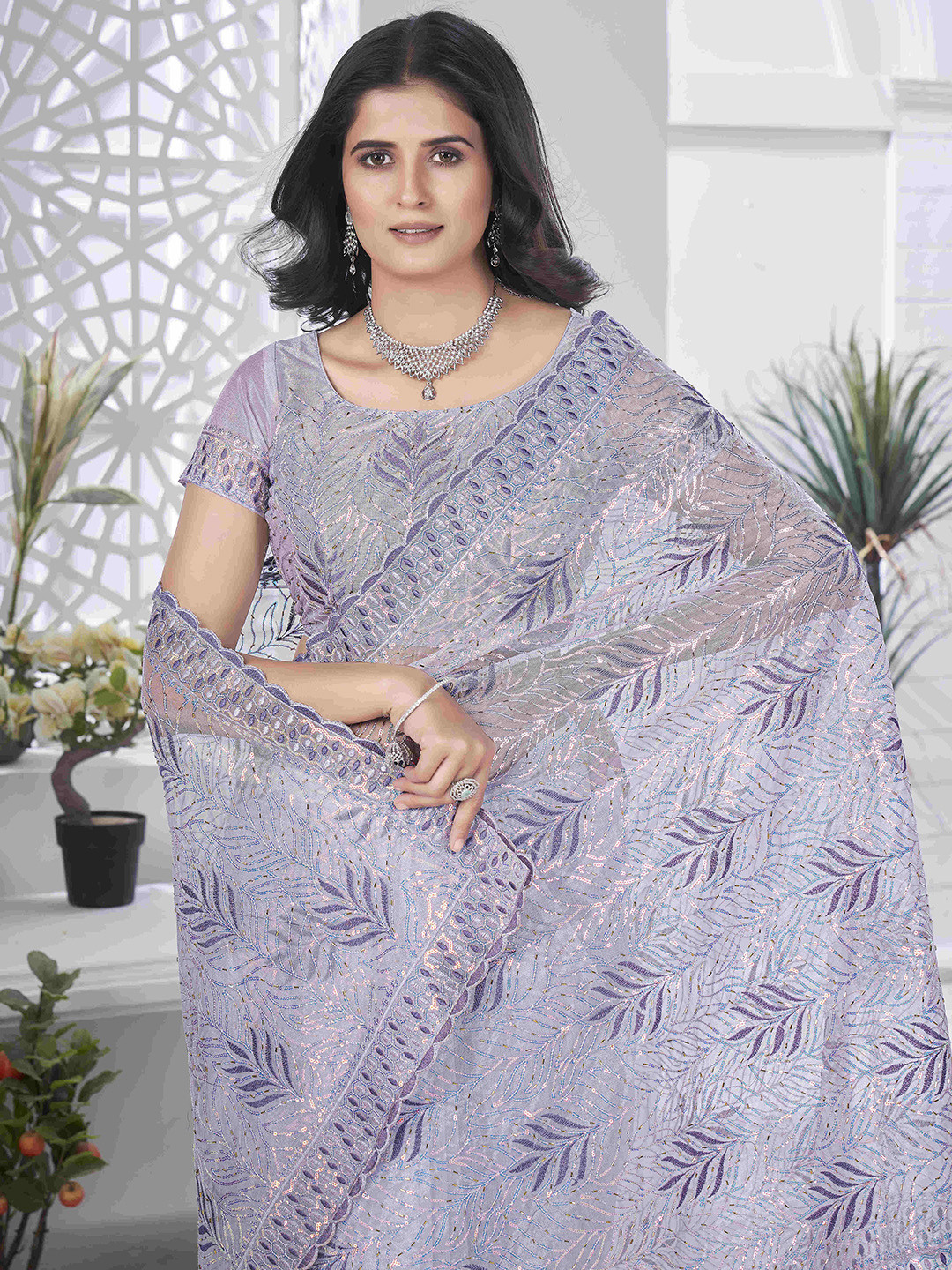 

Munir Floral Sequinned Tissue Designer Saree, Purple