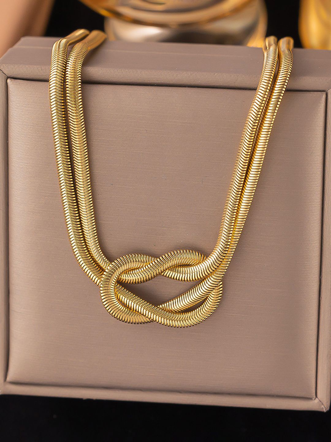 

Jewels Galaxy Gold-Plated Necklace
