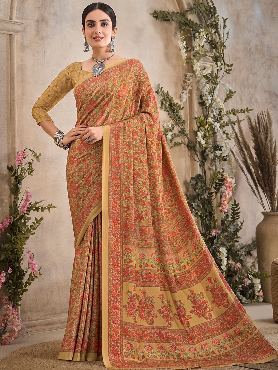 

Mitera Floral Printed Saree With Blouse Piece, Beige